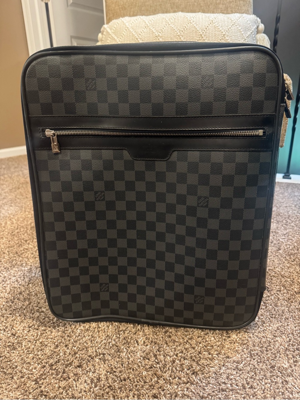 ⭐️ Authentic LV Louis Vuitton Pegase 45 Carry on Luggage Bag Damier Graphite ⭐️